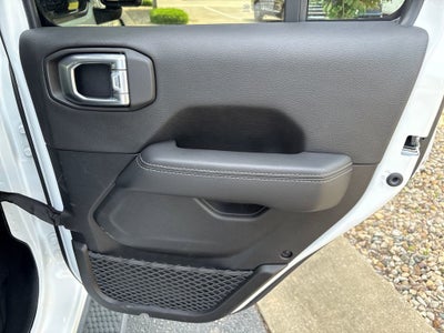 2022 Jeep Wrangler 4xe Unlimited Sahara 4x4