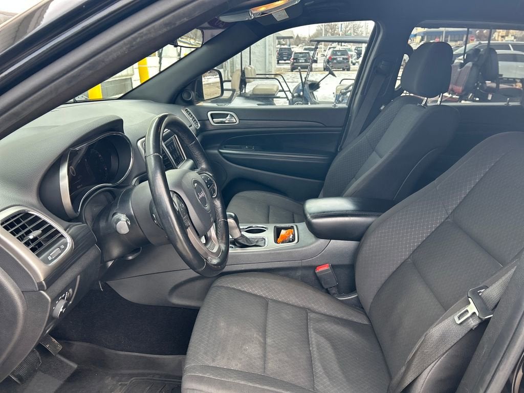 2020 Jeep Grand Cherokee Laredo E