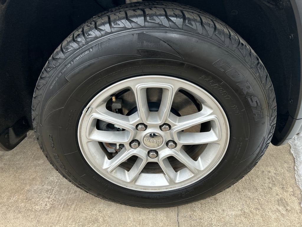 2020 Jeep Grand Cherokee Laredo E