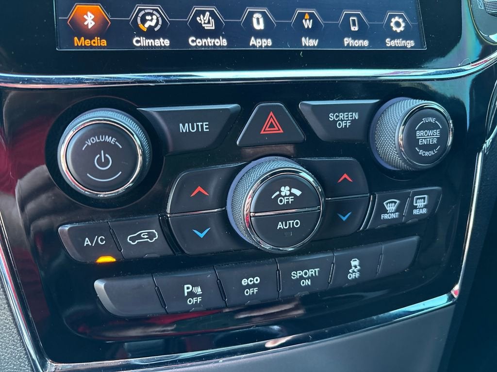 2020 Jeep Grand Cherokee Overland