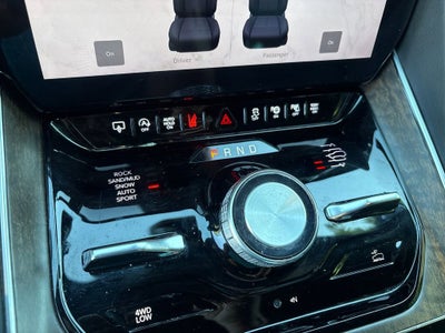 2024 Jeep Grand Wagoneer L Base