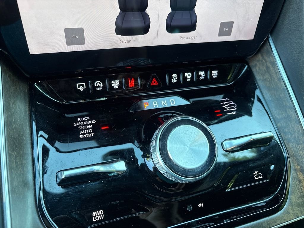 2024 Jeep Grand Wagoneer L Base