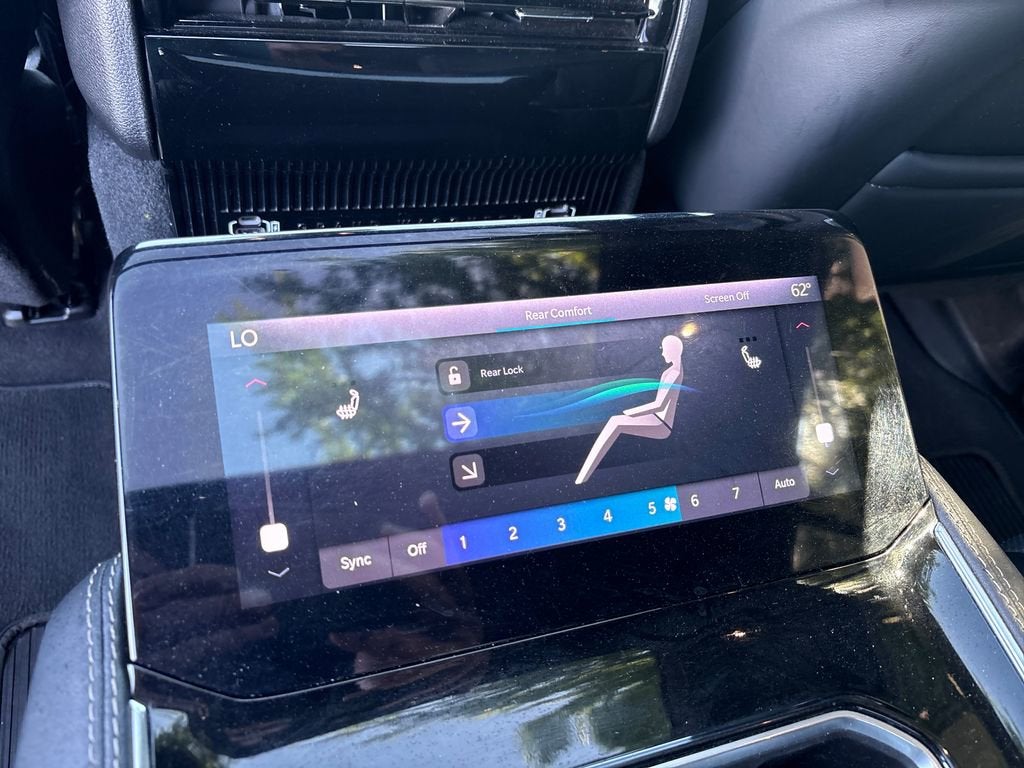 2024 Jeep Grand Wagoneer L Base