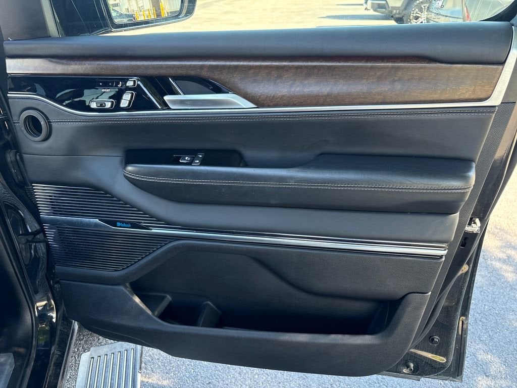 2024 Jeep Grand Wagoneer L Base