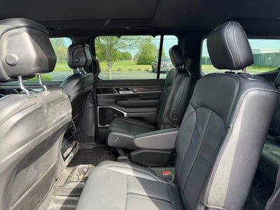 2022 Jeep Wagoneer Series III