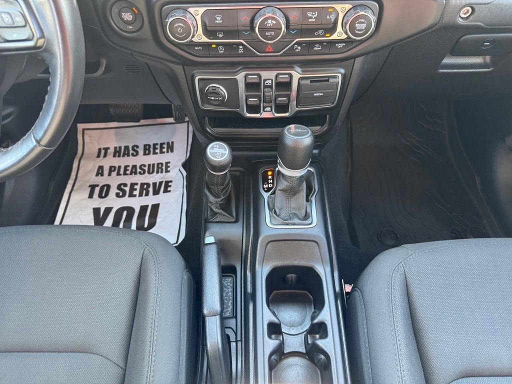 2021 Jeep Gladiator Willys 4x4