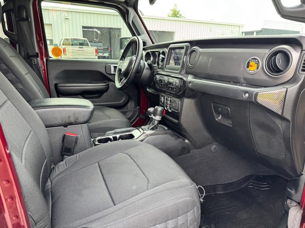 2021 Jeep Gladiator Willys 4x4