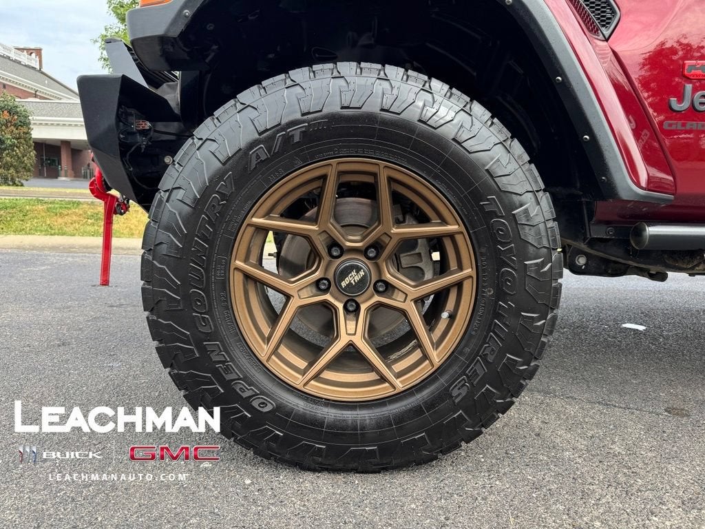 2021 Jeep Gladiator Willys 4x4