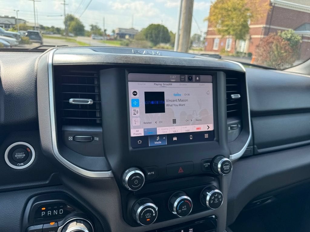 2022 RAM 1500 Big Horn Quad Cab 4x4 6'4" Box