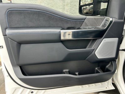 2025 Ford Super Duty F-350 SRW Platinum