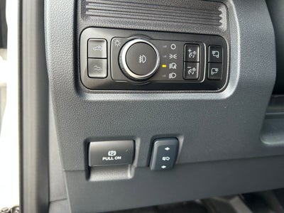 2025 Ford Super Duty F-350 SRW Platinum