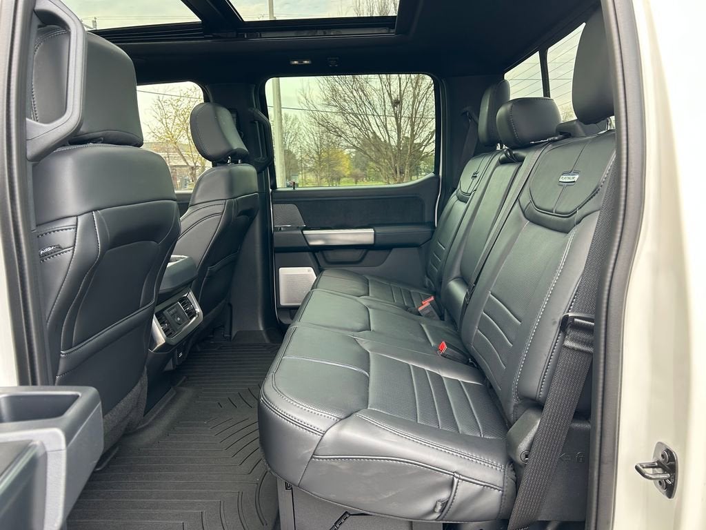 2025 Ford Super Duty F-350 SRW Platinum