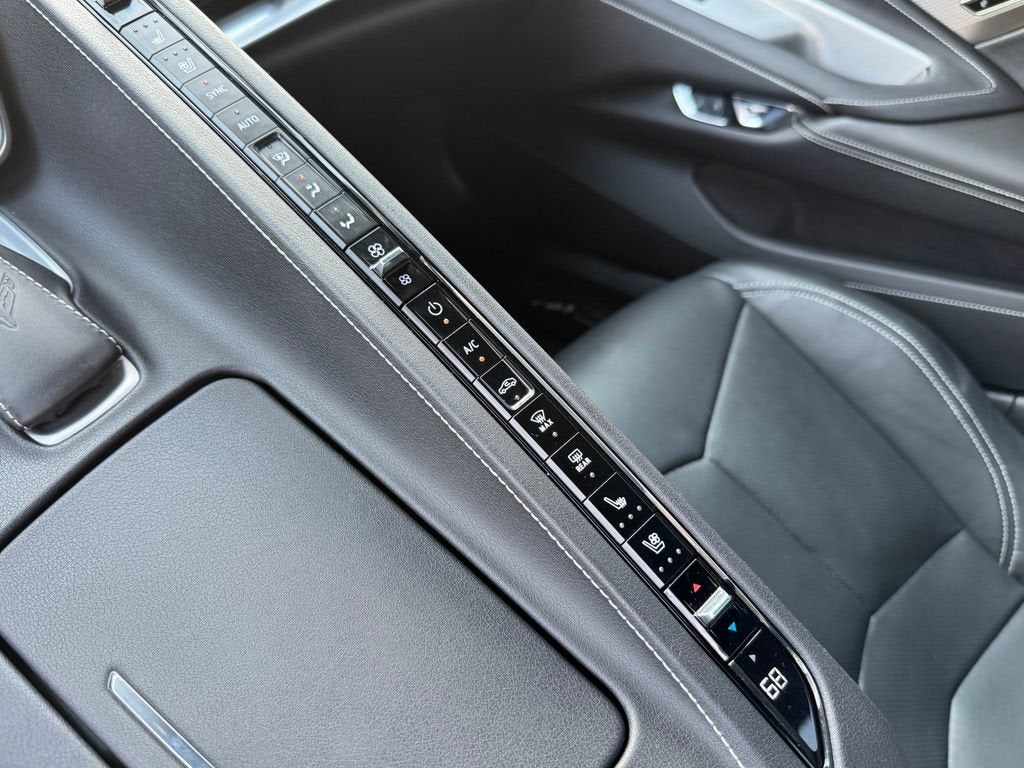 2023 Chevrolet Corvette Stingray 2LT