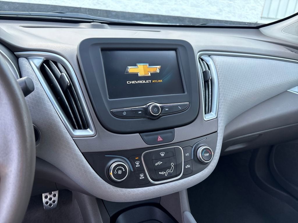 2017 Chevrolet Malibu LS