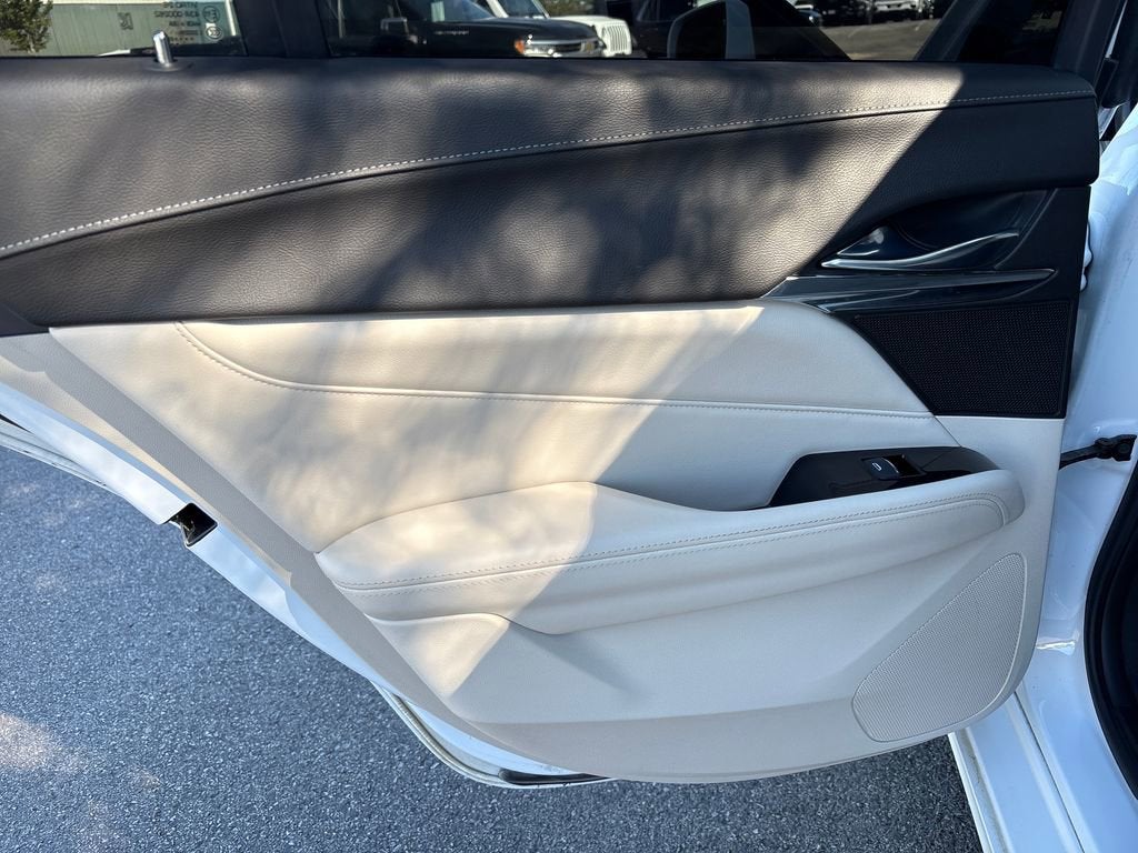 2023 Cadillac CT4 Premium Luxury