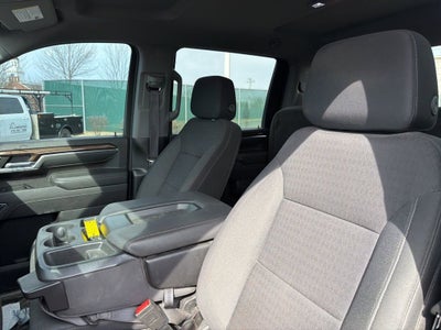 2024 Chevrolet Silverado 3500 HD Chassis Cab LT