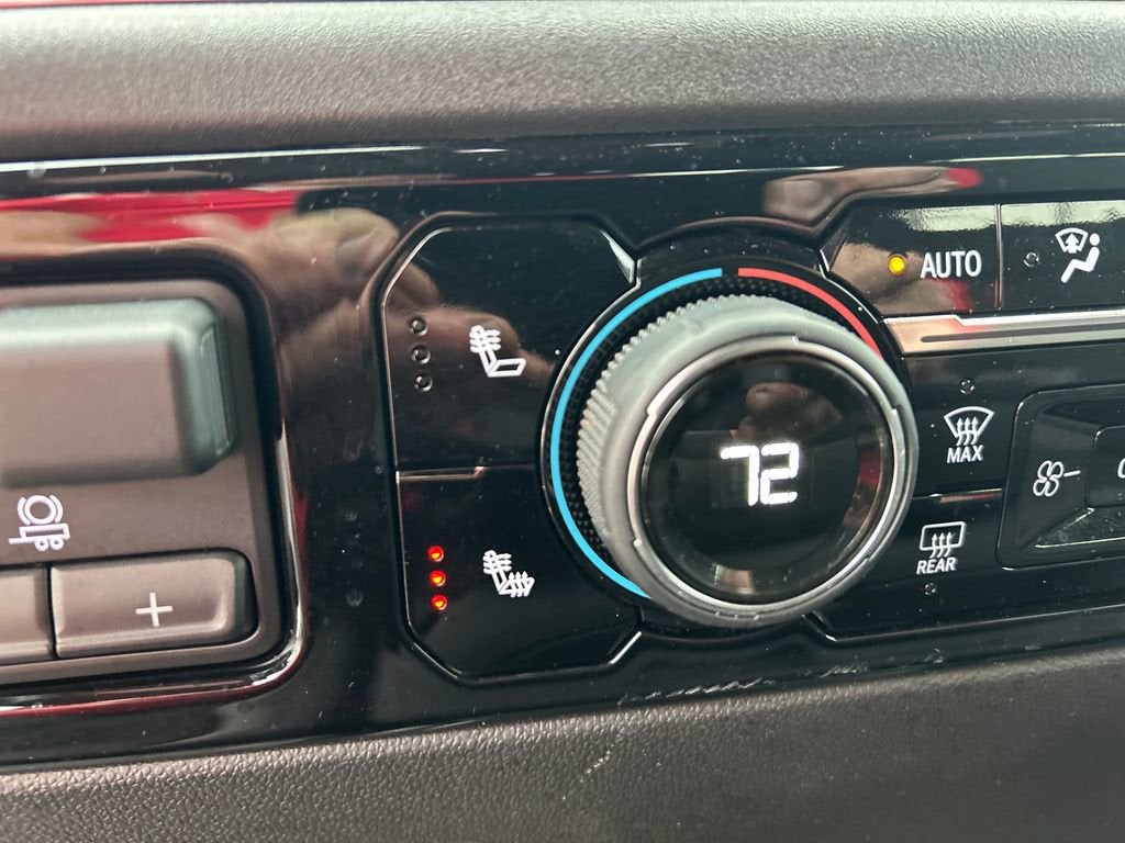 2024 Chevrolet Silverado 3500 HD Chassis Cab LT