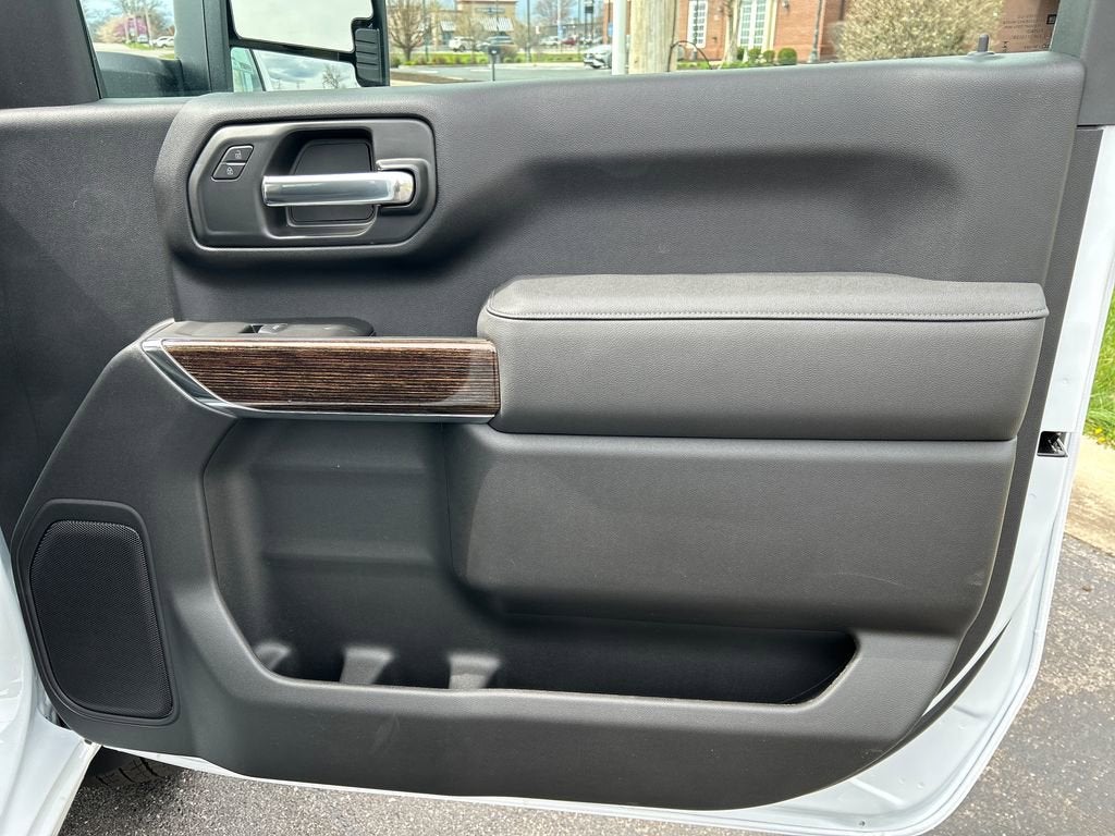 2026 GMC Sierra 3500 HD Chassis Cab SLE