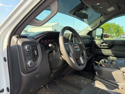 2024 GMC Sierra 2500 HD Pro
