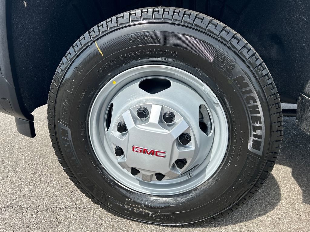 2026 GMC Sierra 3500 HD Chassis Cab Pro