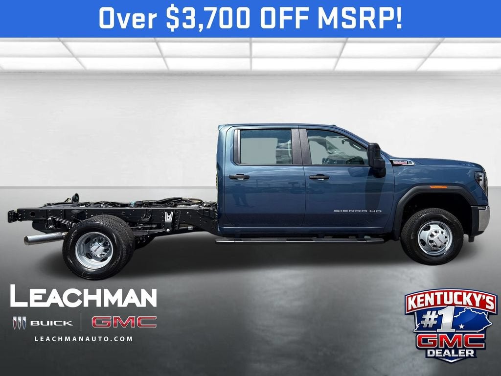 2026 GMC Sierra 3500 HD Chassis Cab Pro