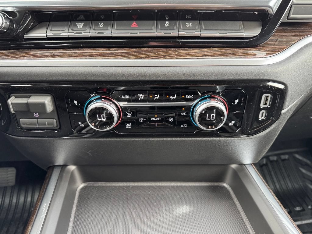 2026 GMC Sierra 3500 HD Chassis Cab SLE