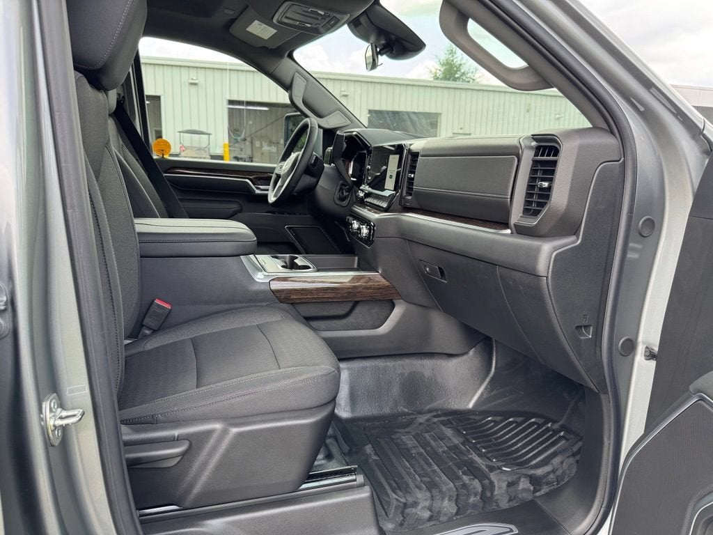 2026 GMC Sierra 3500 HD Chassis Cab SLE