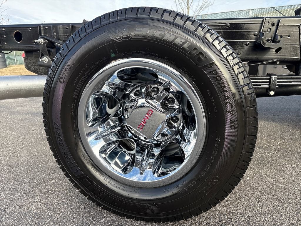 2026 GMC Sierra 3500 HD Chassis Cab SLE