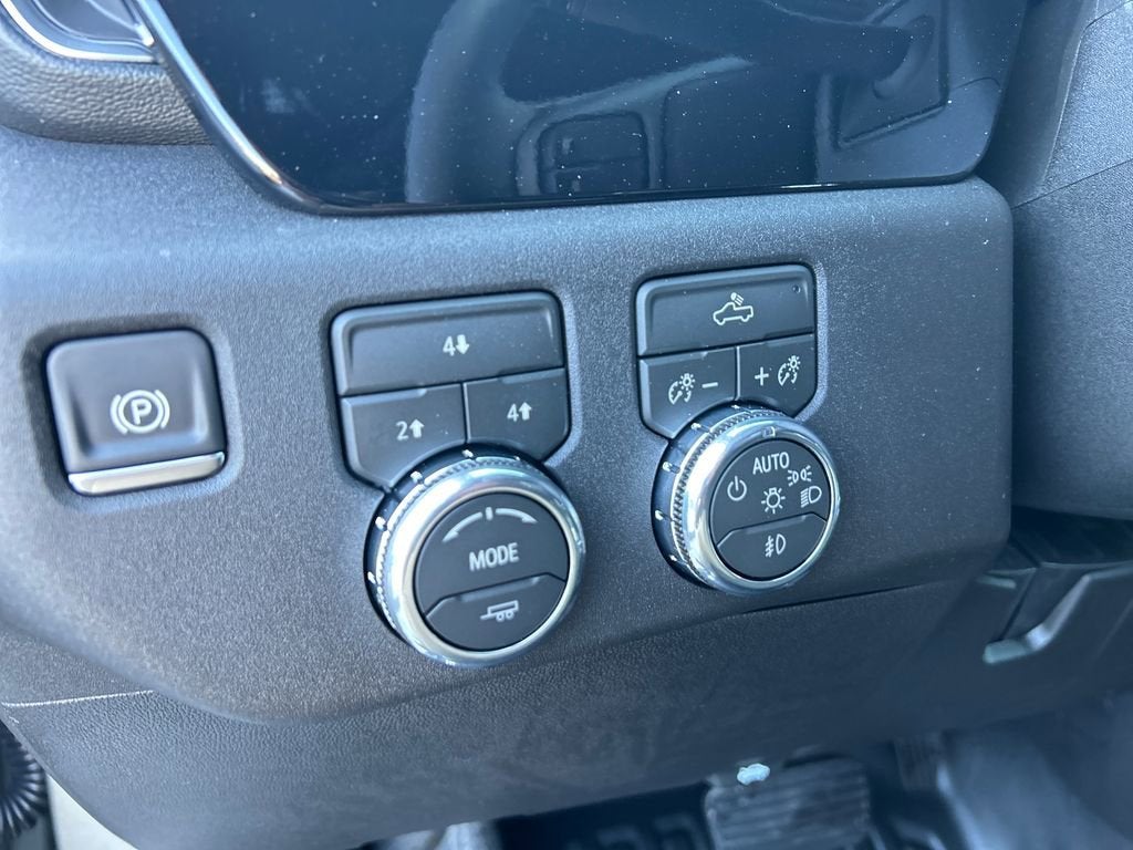 2026 GMC Sierra 3500 HD Chassis Cab SLE