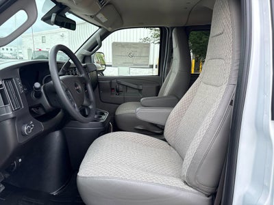 2026 GMC Savana Passenger LT
