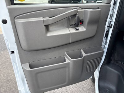 2026 GMC Savana Passenger LT