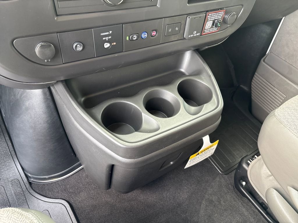 2026 GMC Savana Passenger LT
