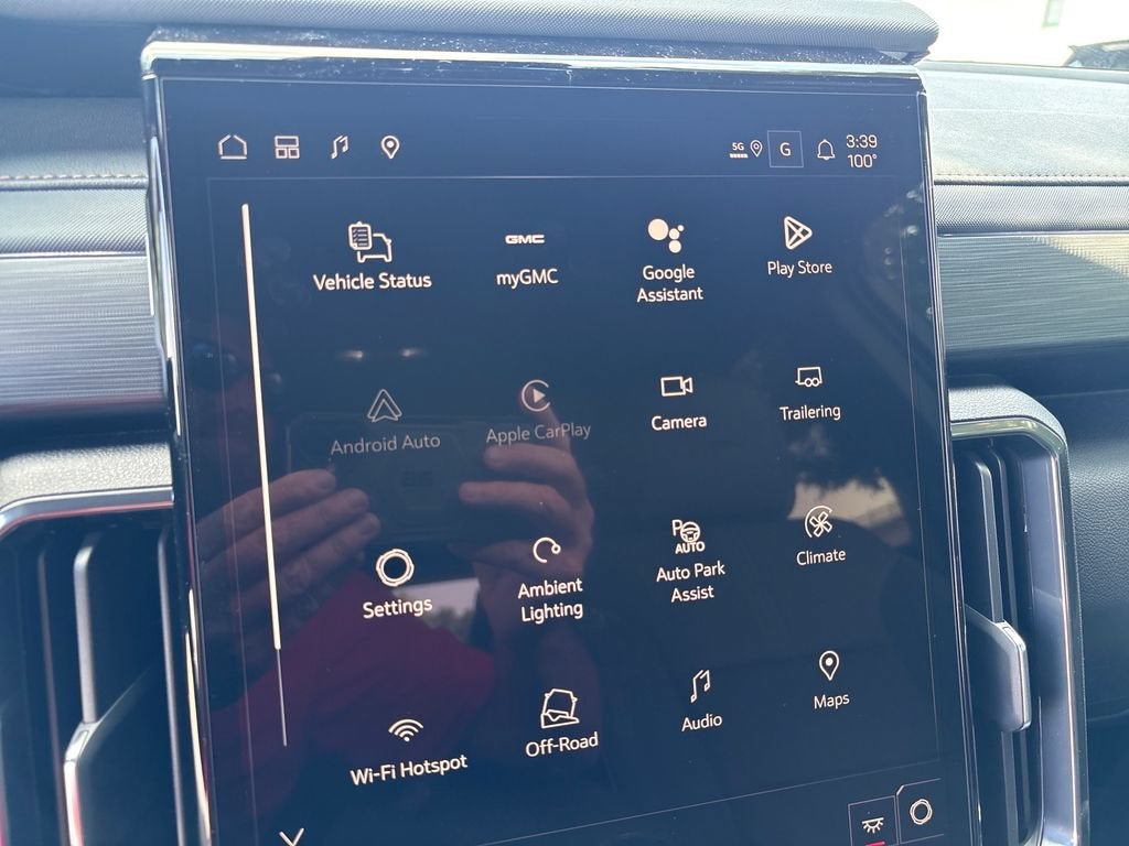 2026 GMC Acadia AT4