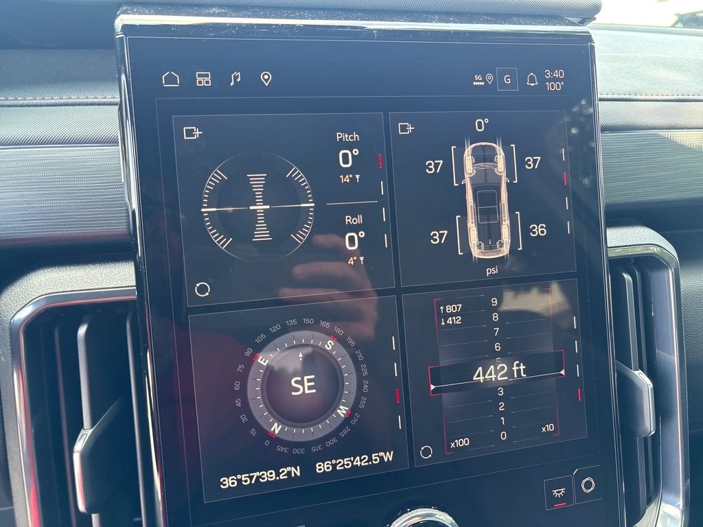 2026 GMC Acadia AT4