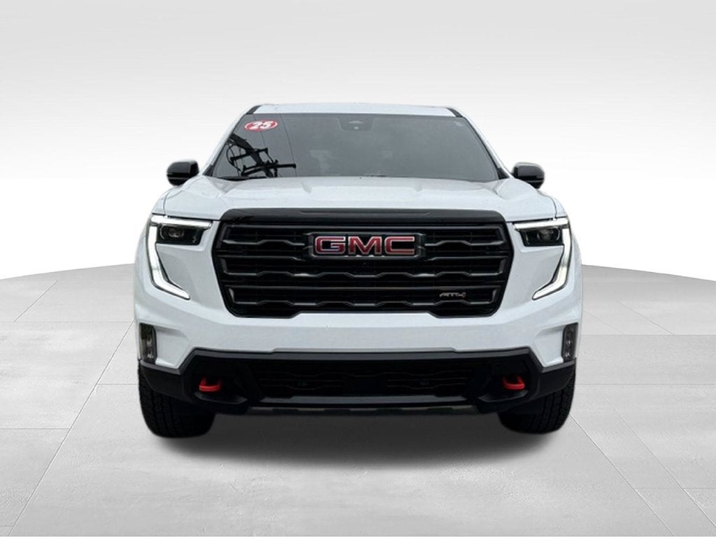 2025 GMC Acadia AT4