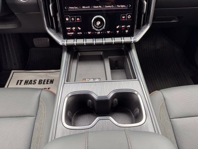 2025 GMC Acadia AT4