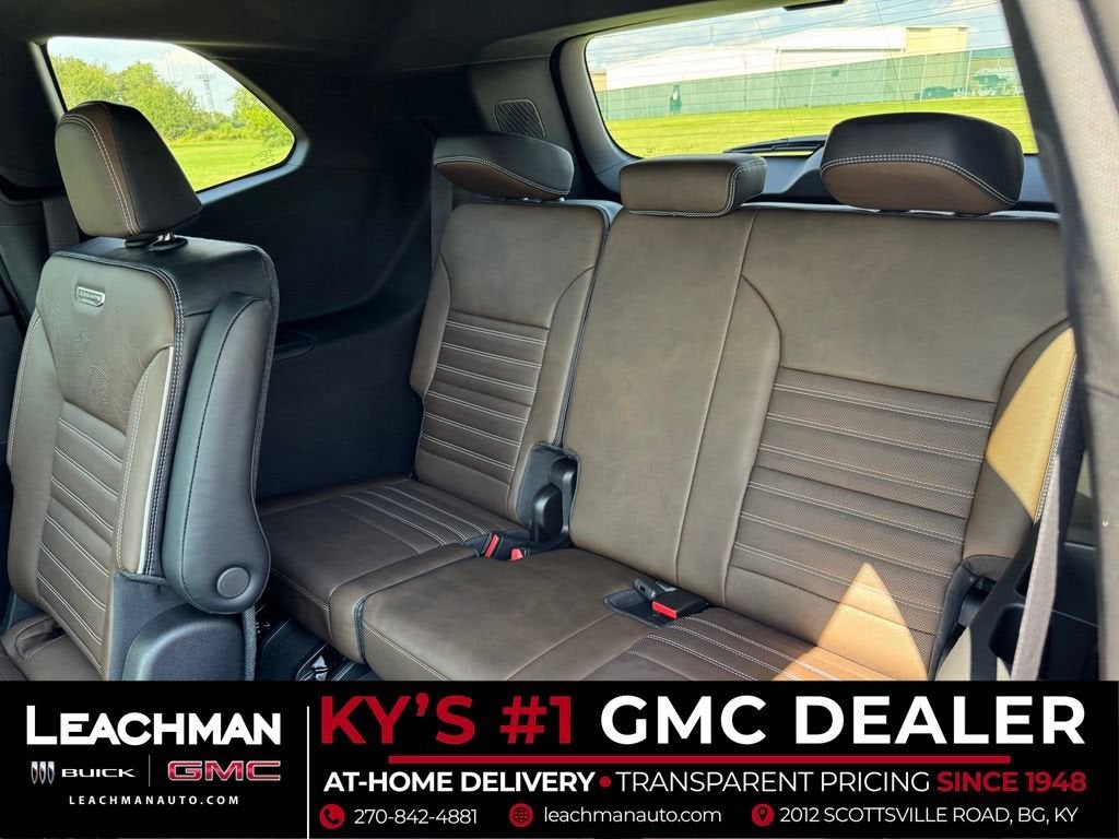 2027 GMC Acadia Denali Ultimate - Photo 17