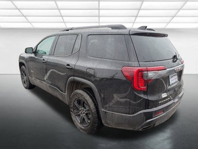 2022 GMC Acadia AT4