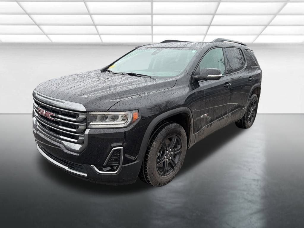 2022 GMC Acadia AT4