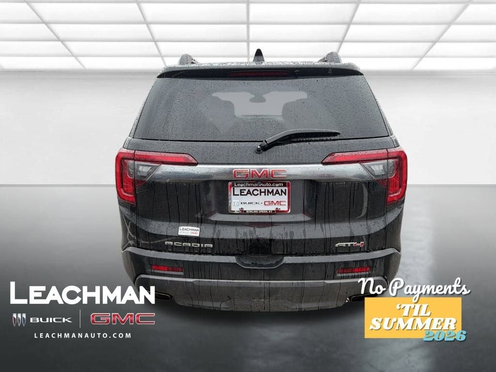 2022 GMC Acadia AT4