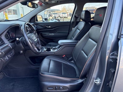 2022 GMC Acadia AT4