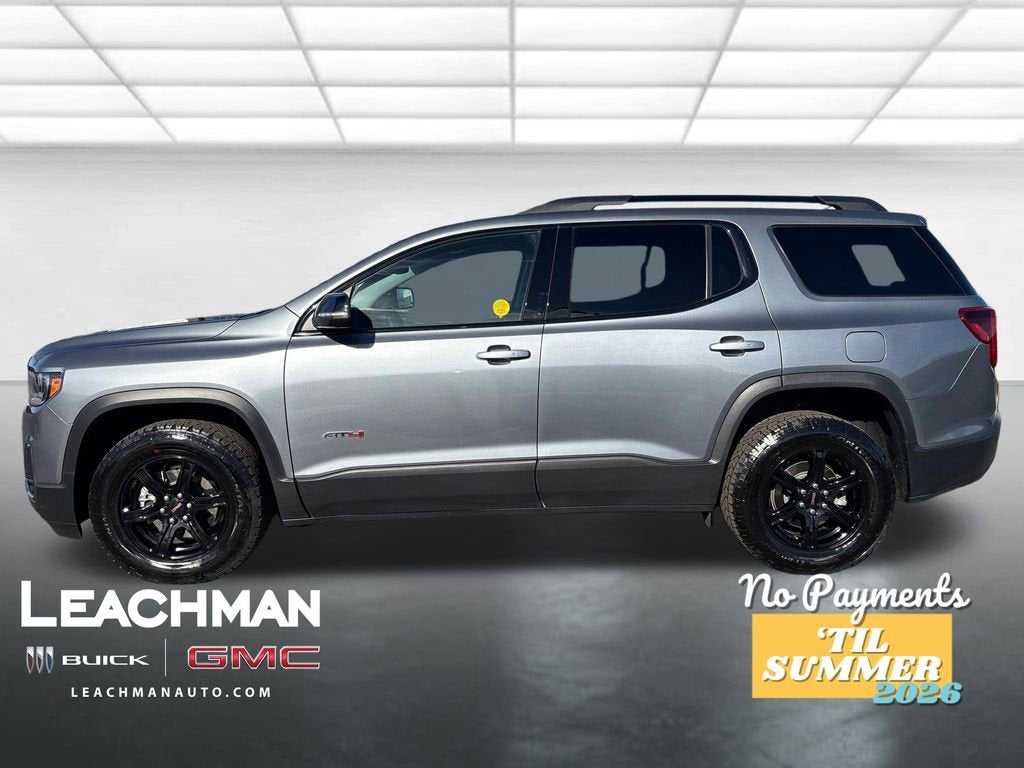 2022 GMC Acadia AT4