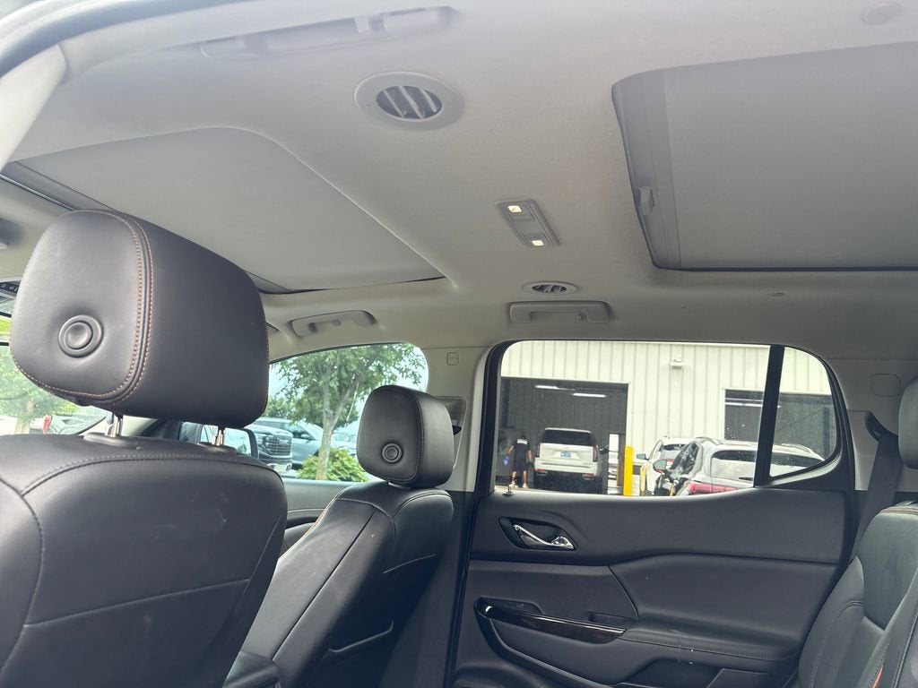 2023 GMC Acadia AT4