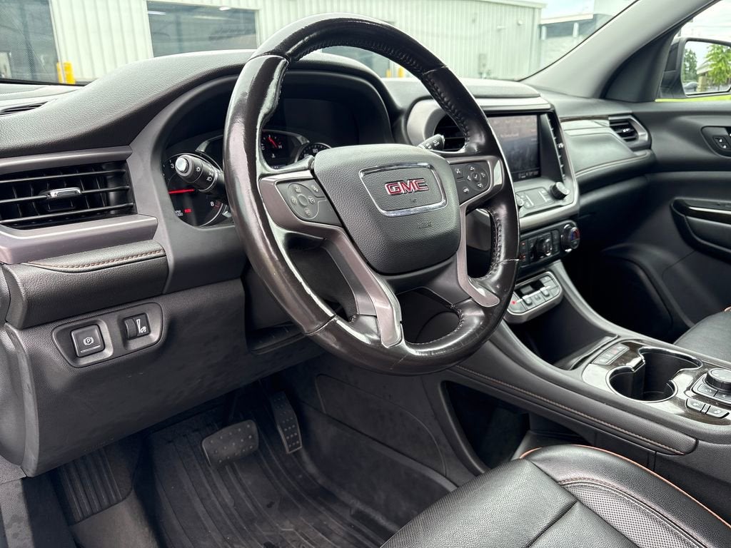 2021 GMC Acadia AT4