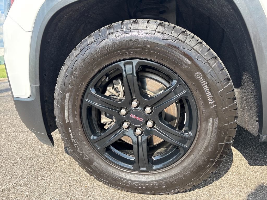 2021 GMC Acadia AT4