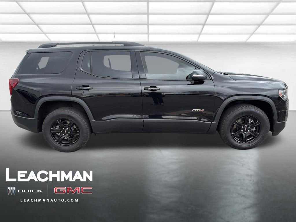 2023 GMC Acadia AT4