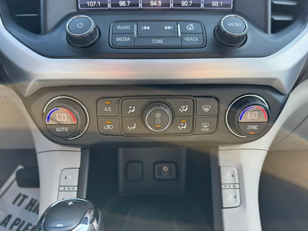 2019 GMC Acadia SLT