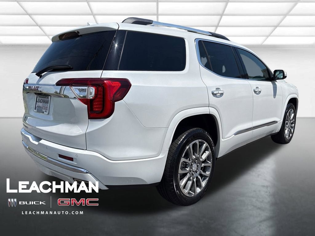 2023 GMC Acadia Denali