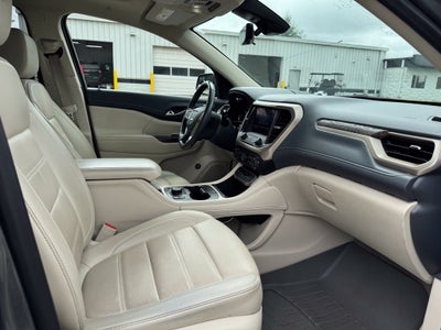 2022 GMC Acadia Denali
