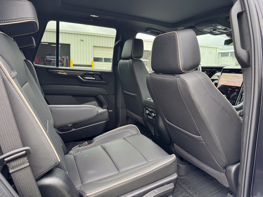 2025 GMC Yukon Elevation